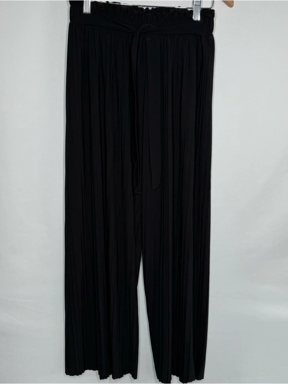 ❤️3/$30 Jon & Anna Contemporary Black Pleated Wide-Leg Pants with Waist Tie - M